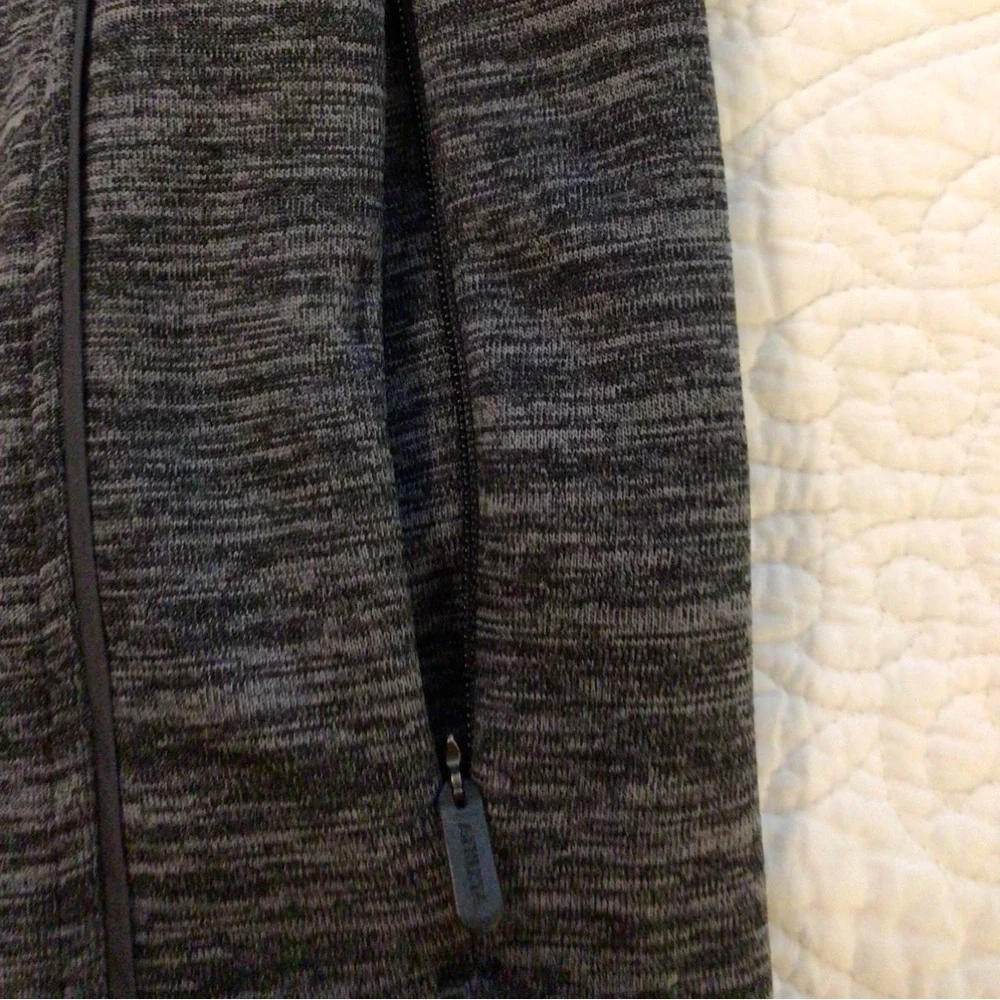 Athleta Polartec Powerstretch Quarter-zip Sweatshirt, charcoal, XL - Picture 8 of 11